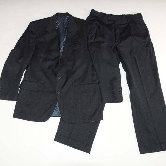 Jos. A. Bank Men's 2 Button Suit Size 41 Regular 32 x 29 Charcoal Gray 100% Wool